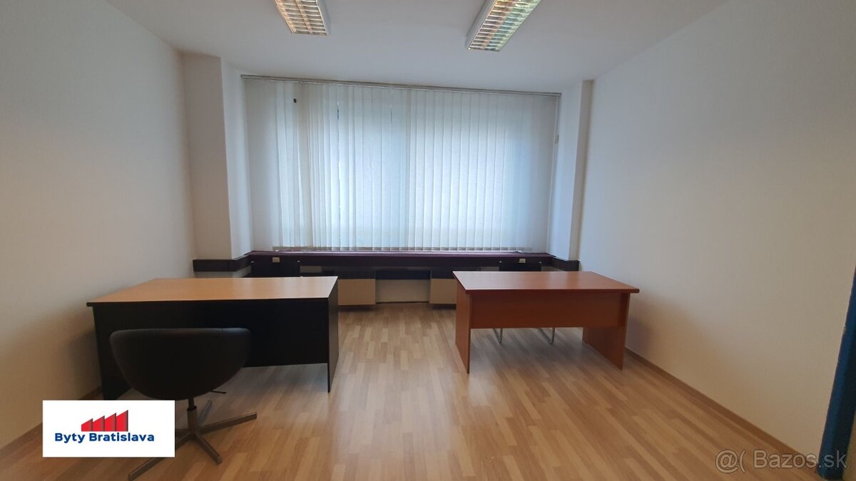 Na prenájom kancelárske priestory na Nám. SNP, Bratislava I