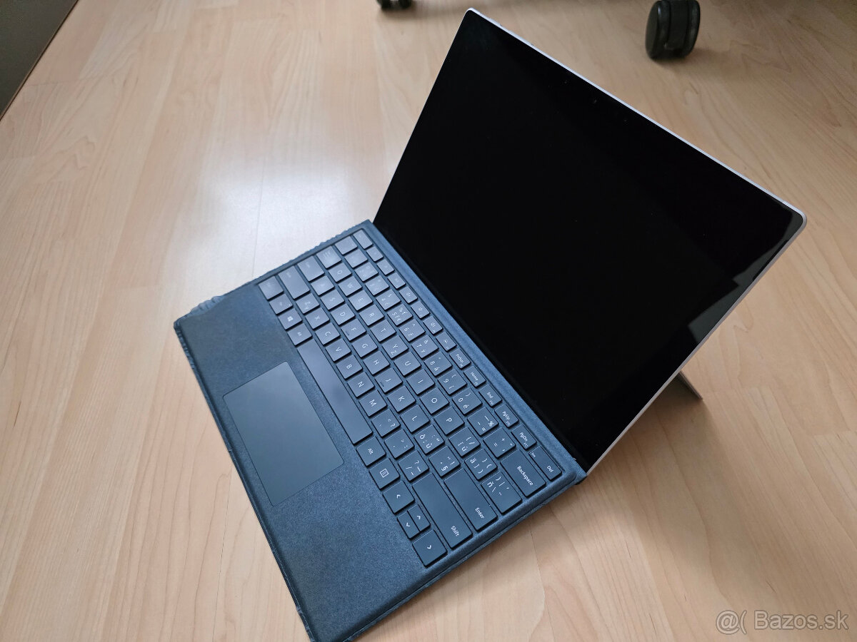 Microsoft Surface Pro 7