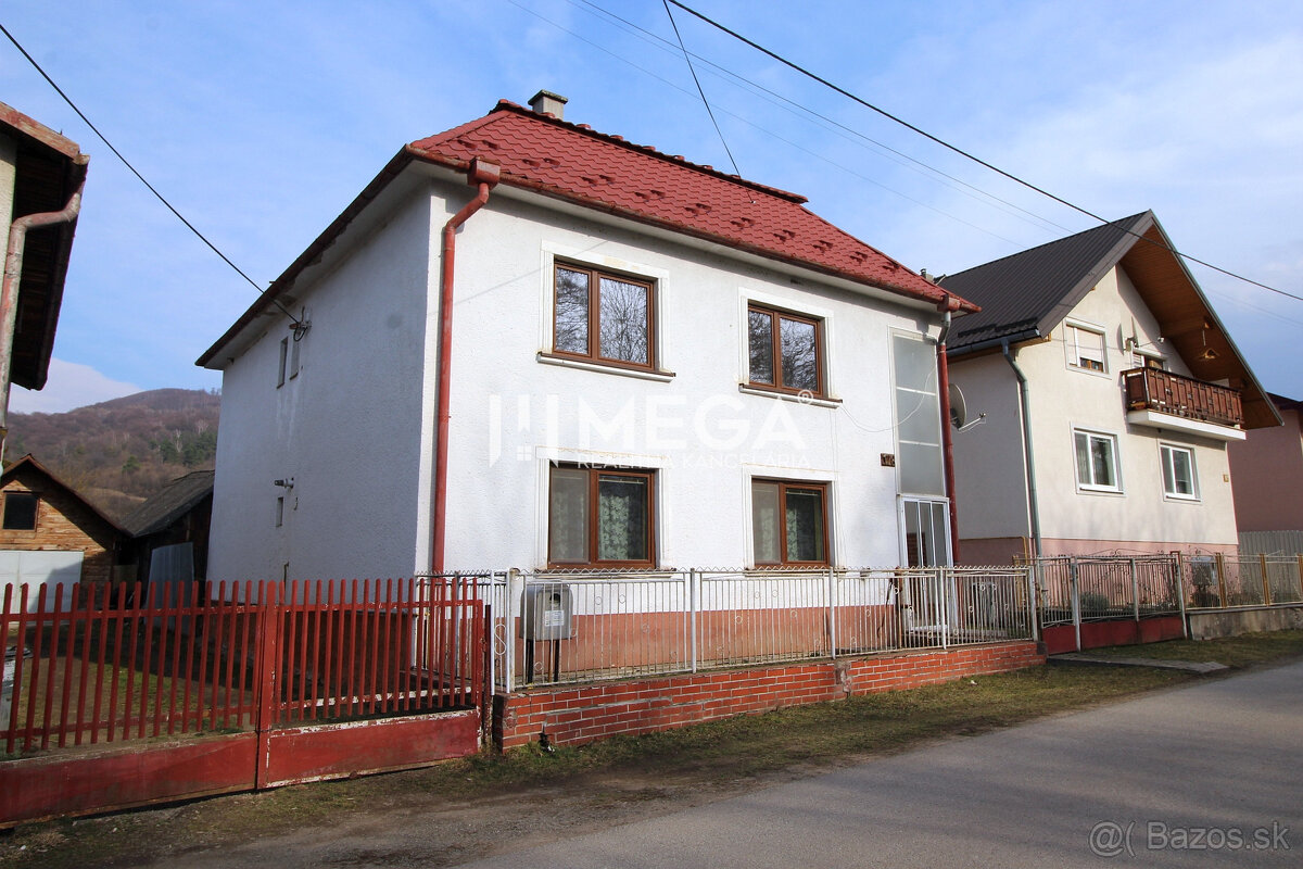 Na predaj rodinný dom na krásnom pozemku v obci Kamienka (Hu