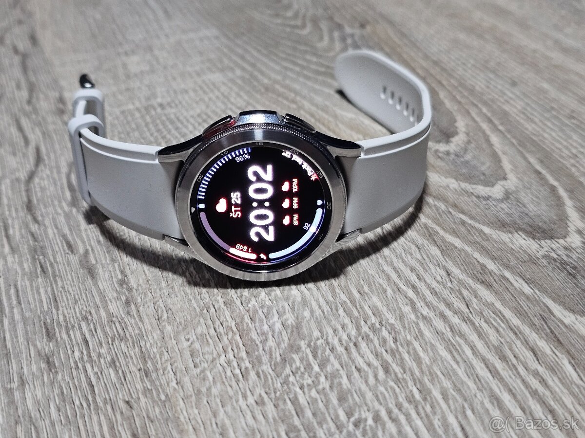 Samsung Galaxy Watch 4 Classic