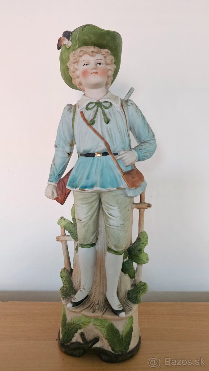 Biskvitový porcelán