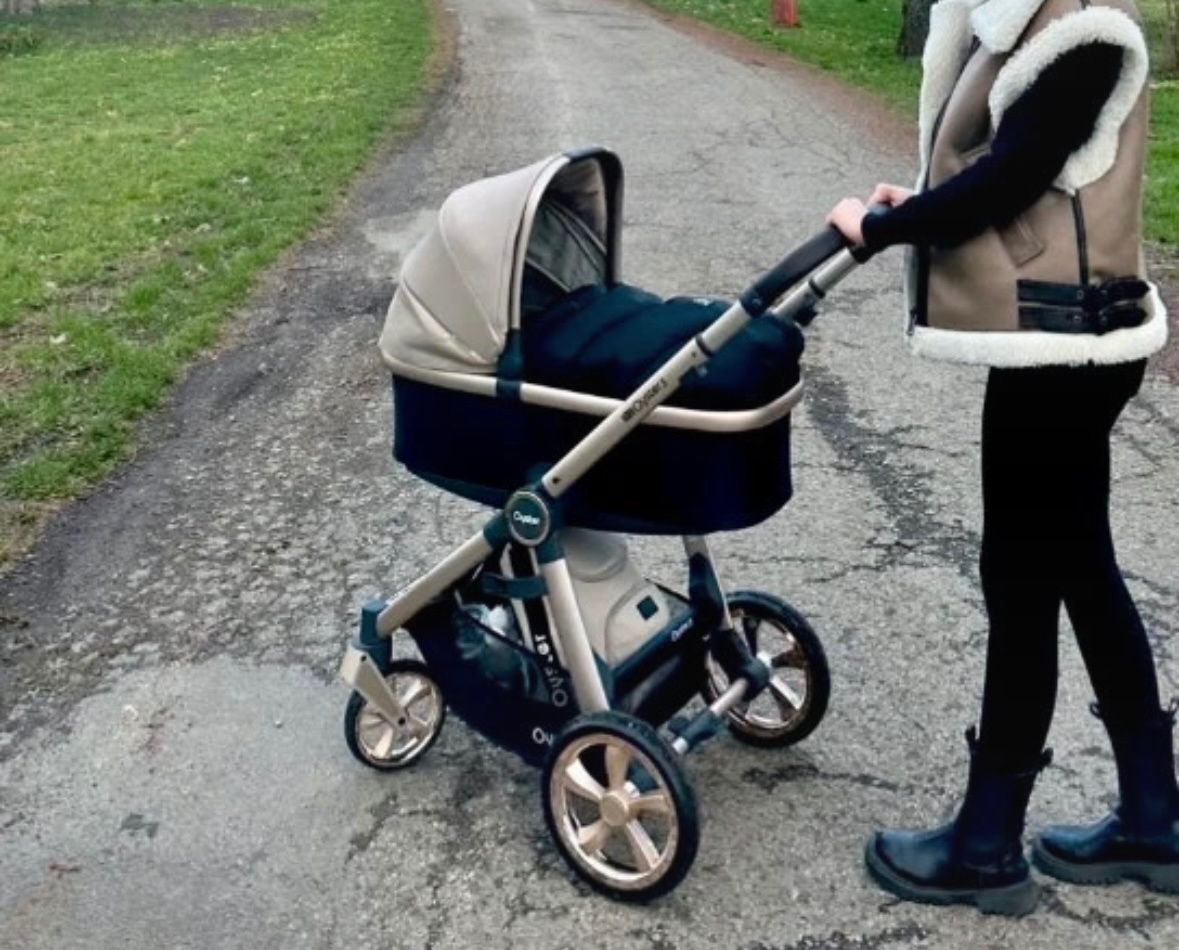 Predam kočík po 1 dietati - Oyster 3 Champagne