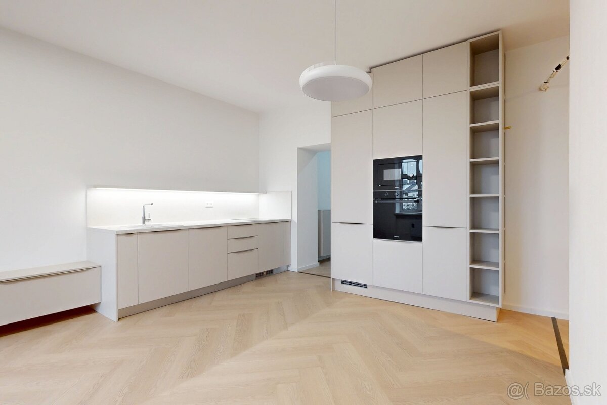 EXKLUZÍVNE 2-izb zrekonštruovaný byt STARÉ MESTO