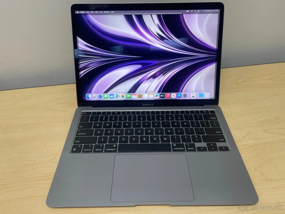 apple mabook air m1 v top stave