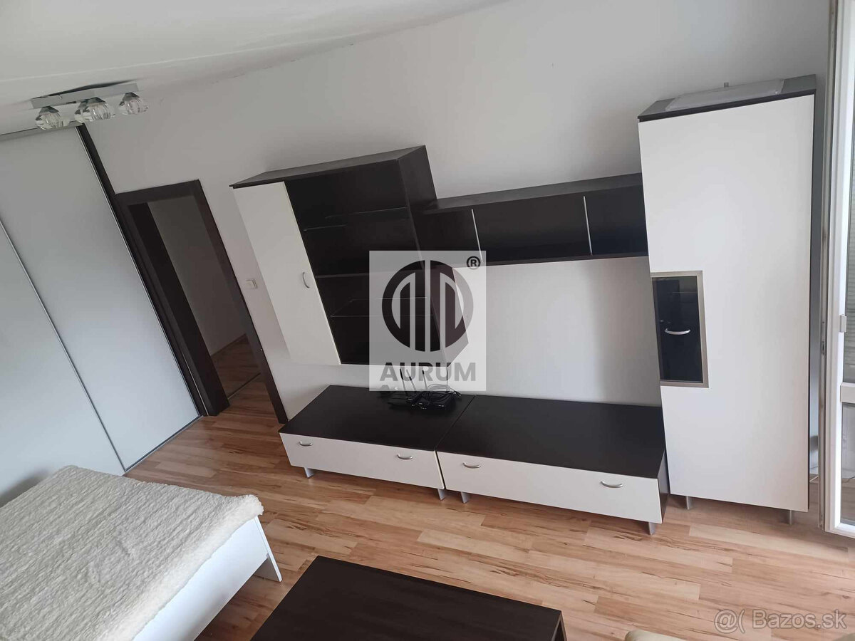 1 izbový byt pri AUPARKU, 2x LO, 42 m2, Jantárová