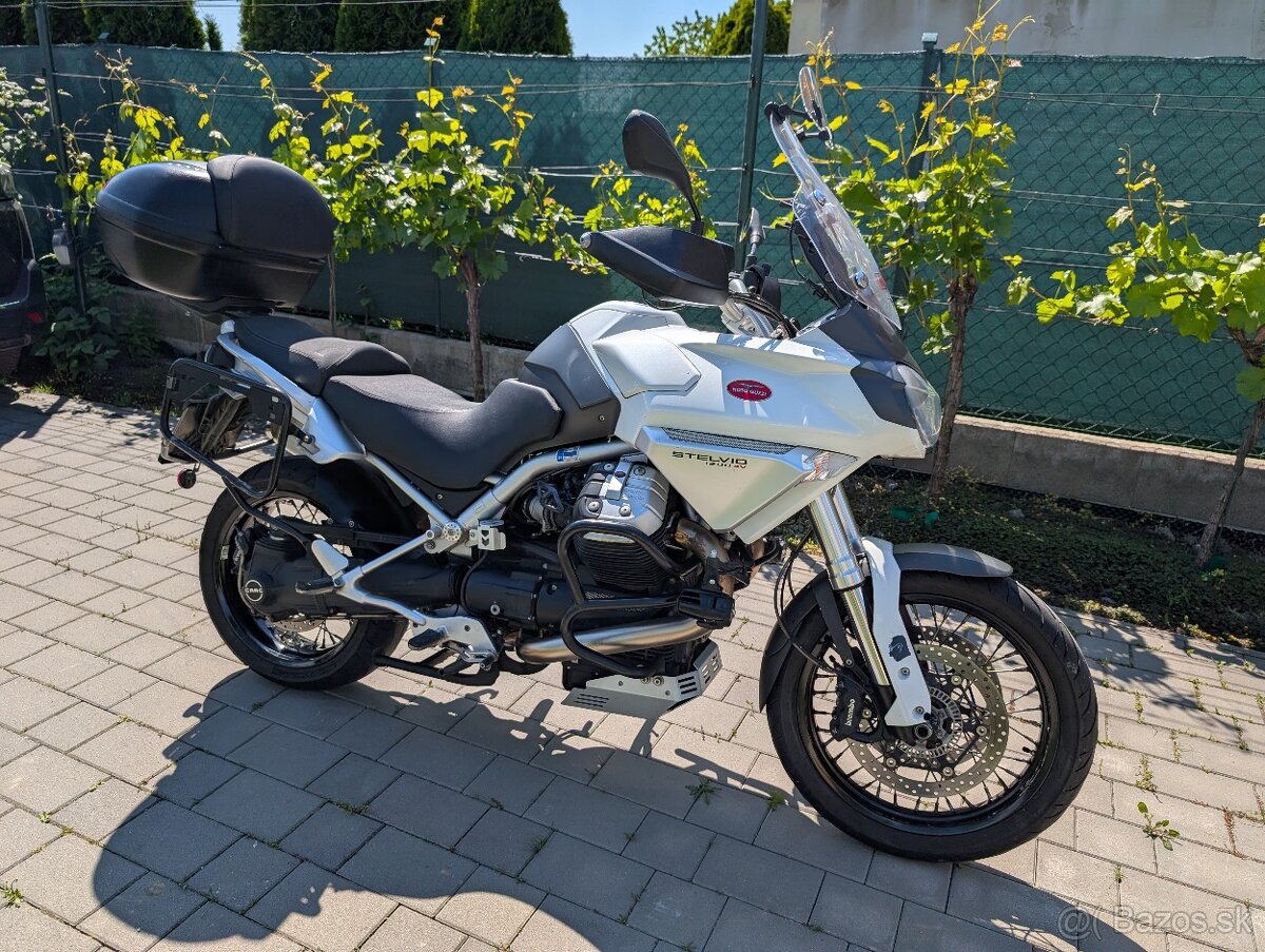 Predám Moto Guzzi Stelvio 1200 4v