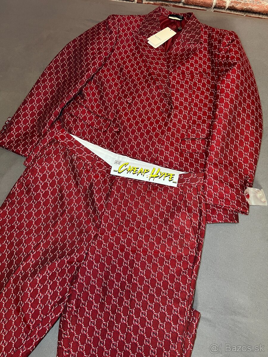 Gucci oblek