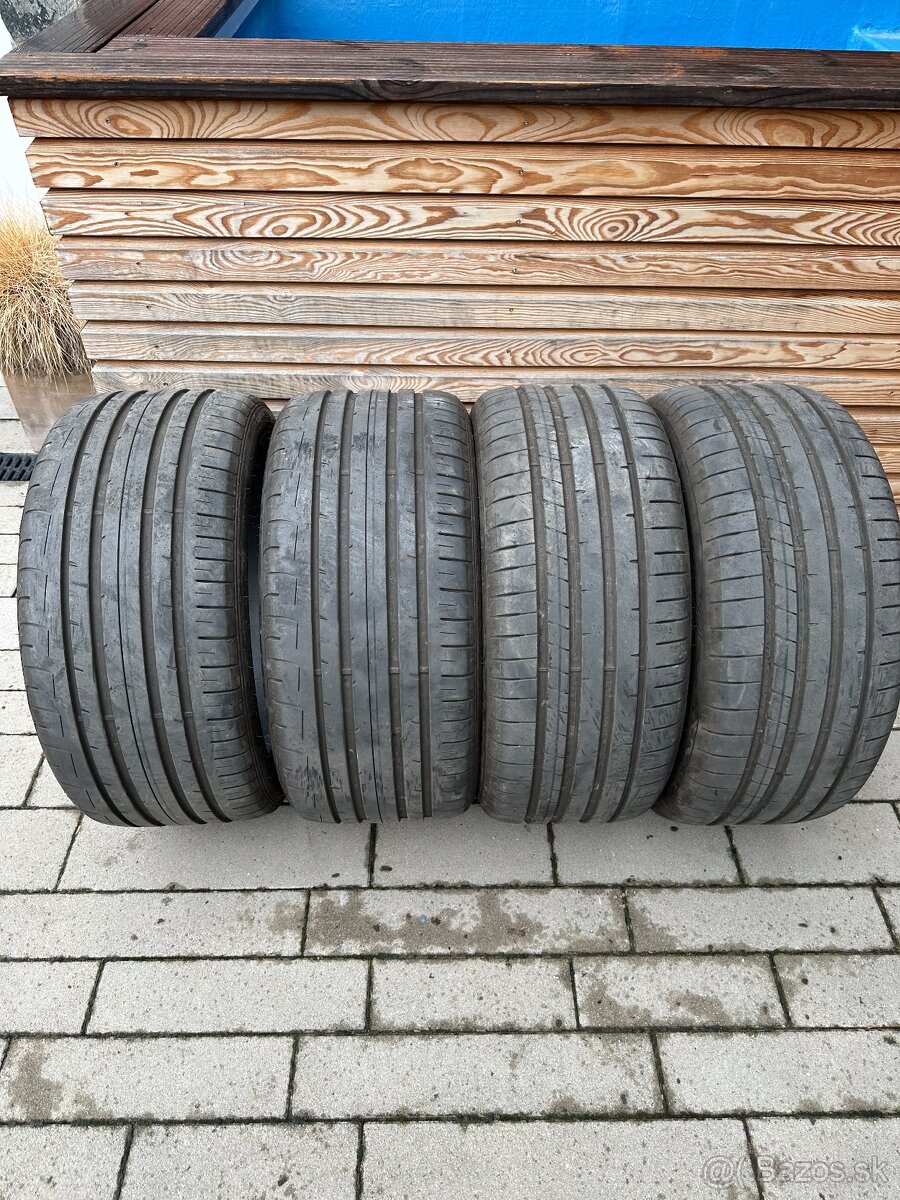 275/35/19 255/40/19