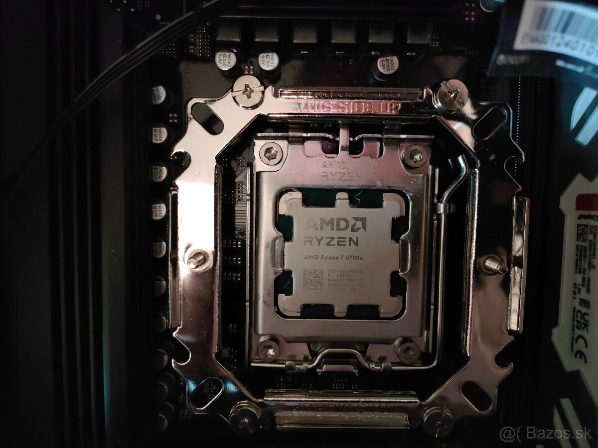 Predám procesor AMD Ryzen 7 8700G