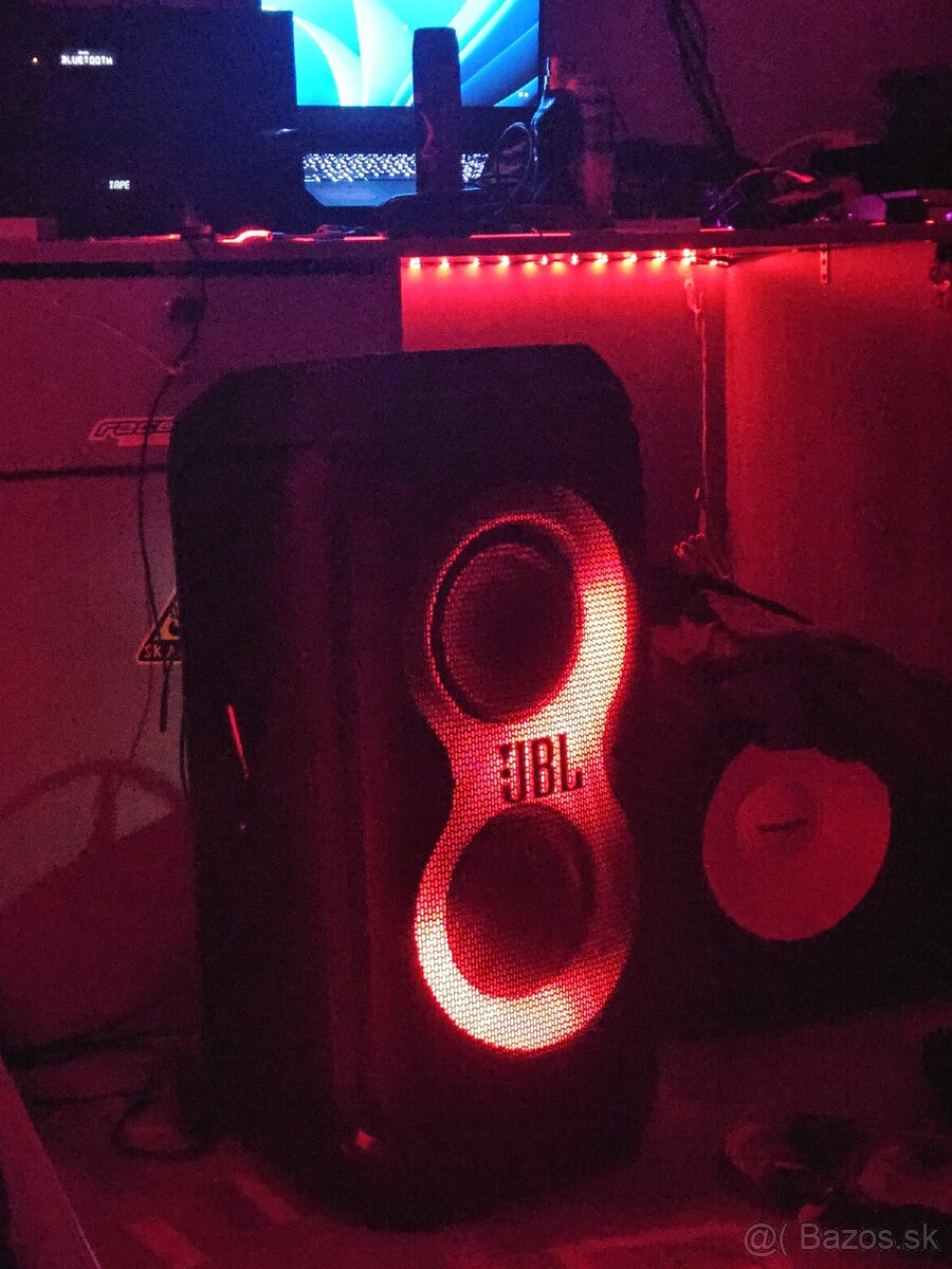 JBL PARTYBOX STAGE 320