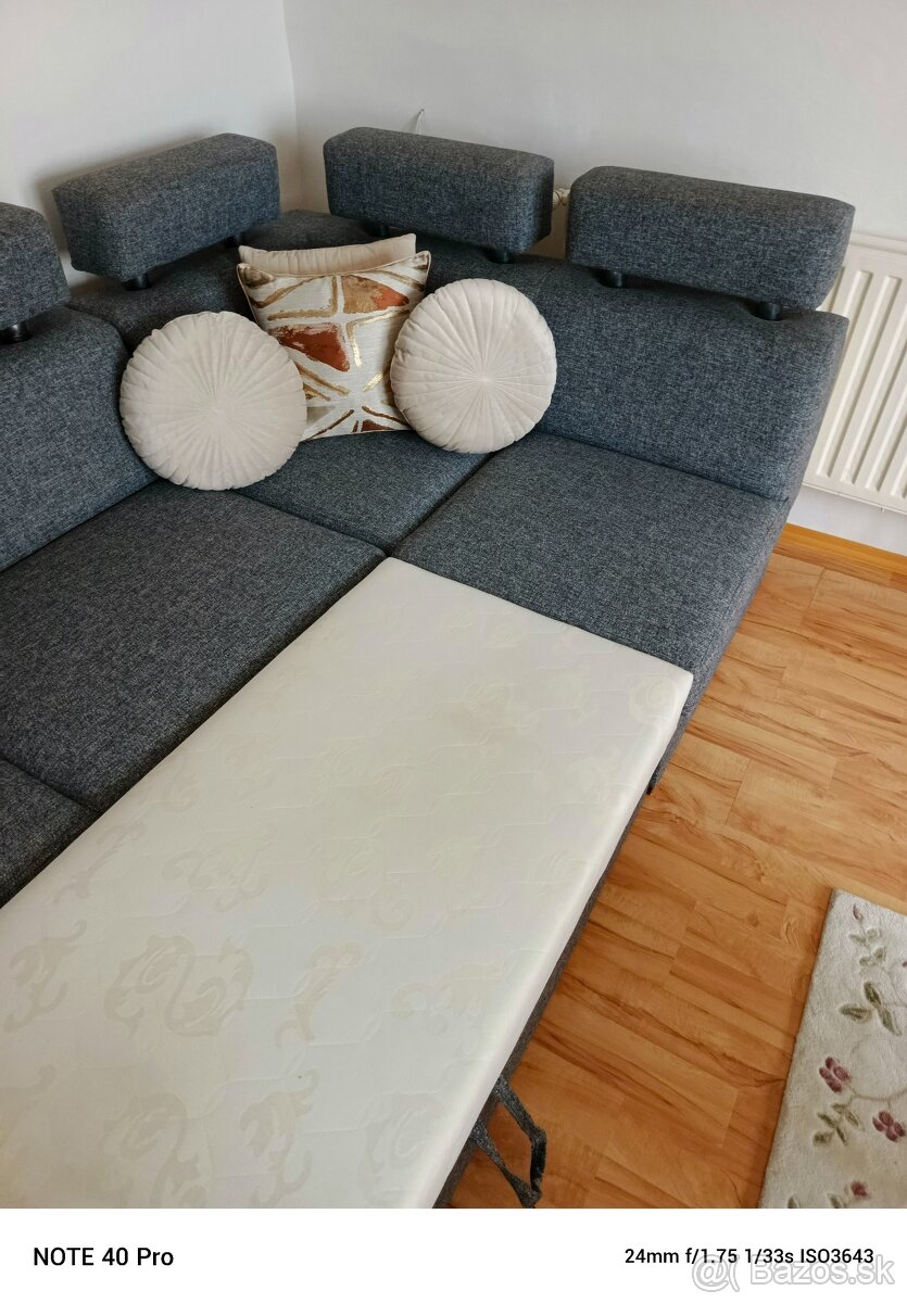 rohový gauč