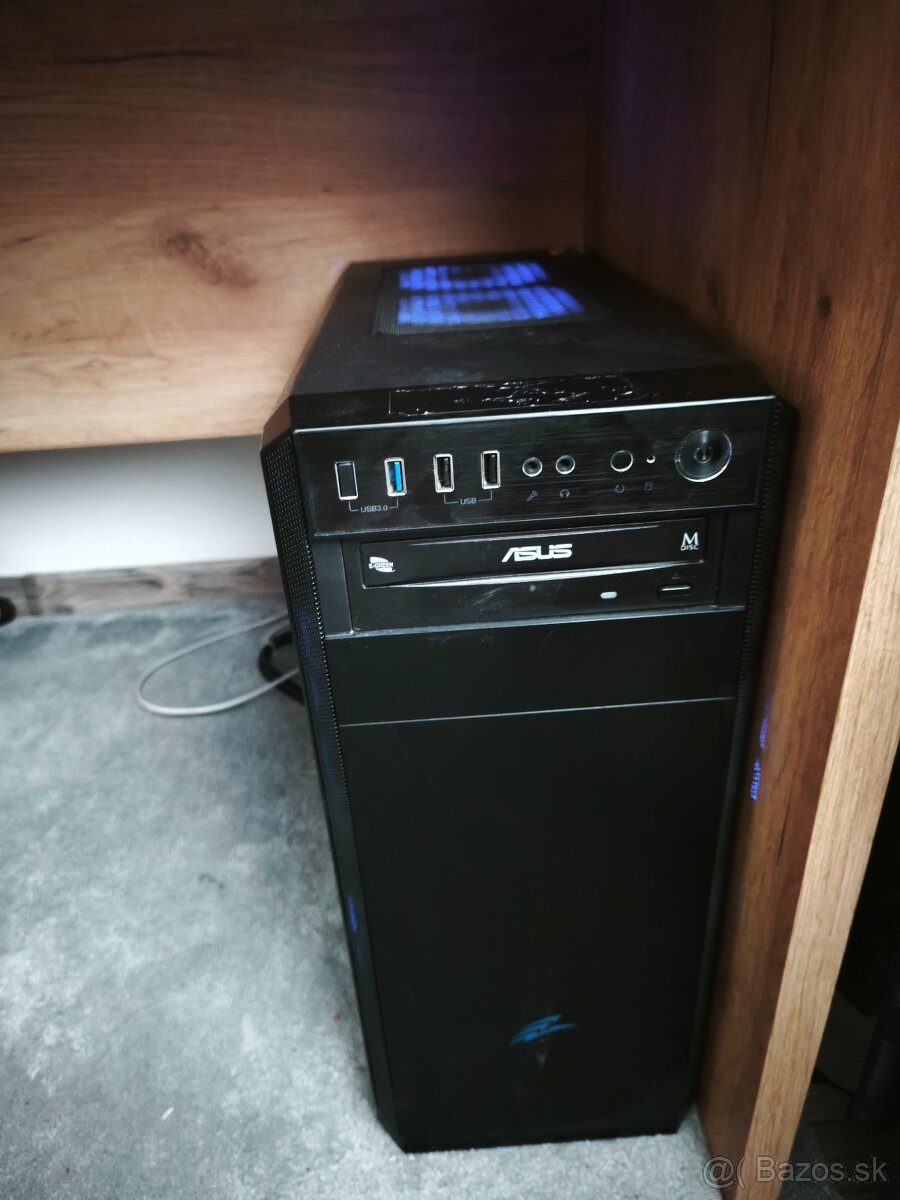 pc skrina Evolveo T3, zdroj 450 W