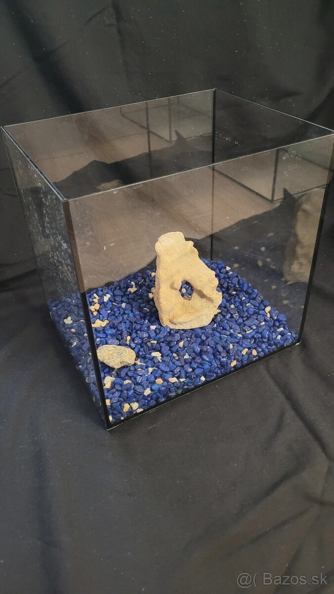 Predám použité akváriá