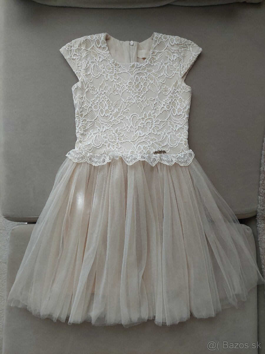 Spoločenské dievčenské šaty