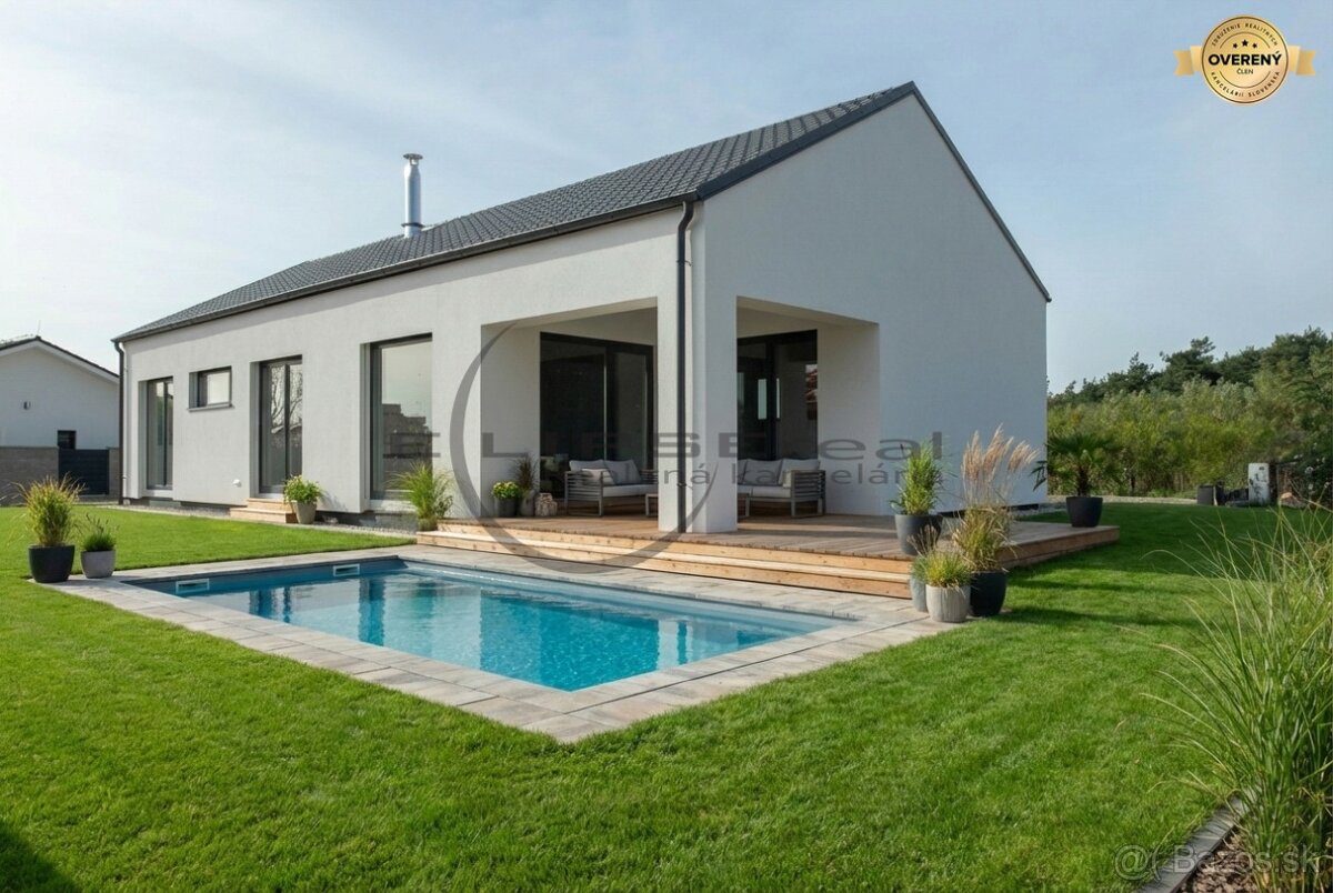 SKOLAUDOVANÉ Štýlový 4i dom – ŠTANDARD v cene