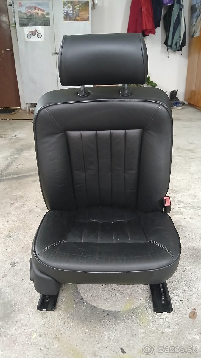 Sedačky Audi A8 S8 D2