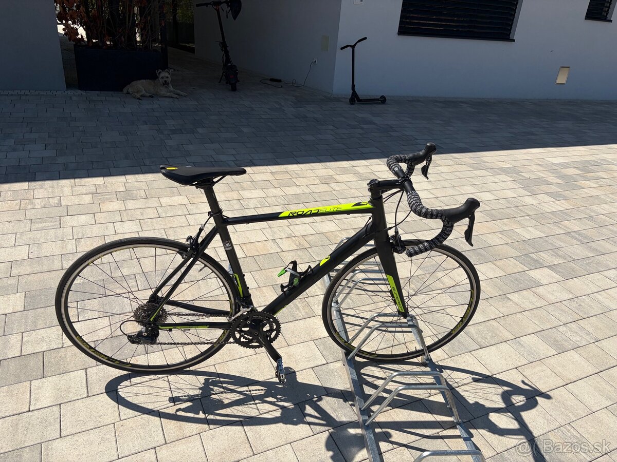 Cestný bicykel