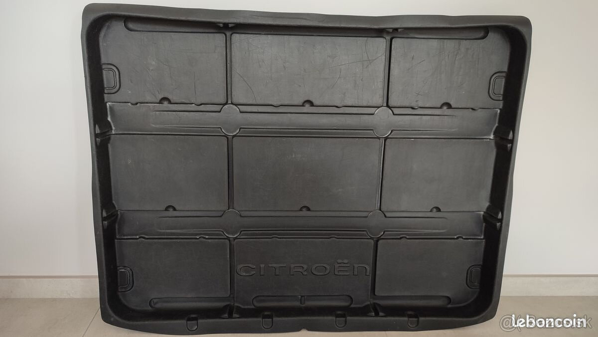 Gumená vaňa do kufra Citroen C4