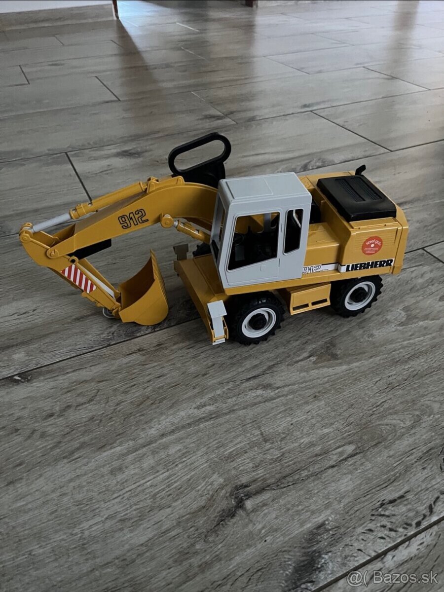 Bruder Bager Liebherr