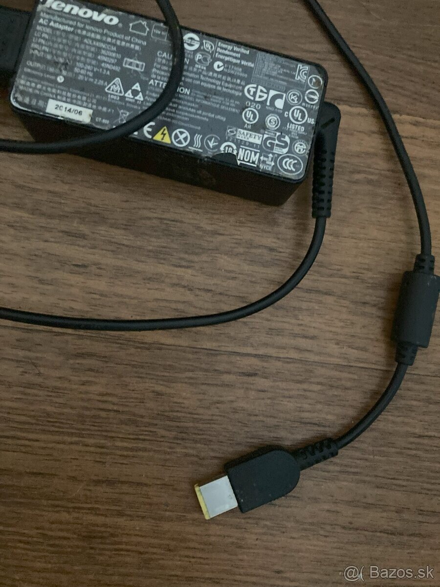 originálna nabíjačka , adaptér Lenovo, hranatá koncovka 50W