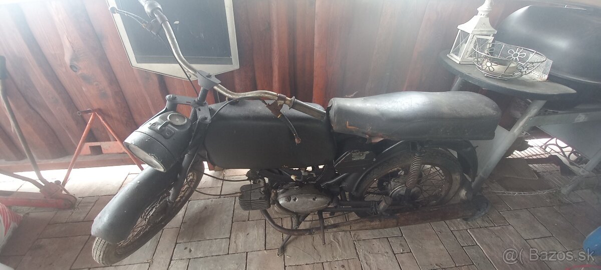 Jawa mustang