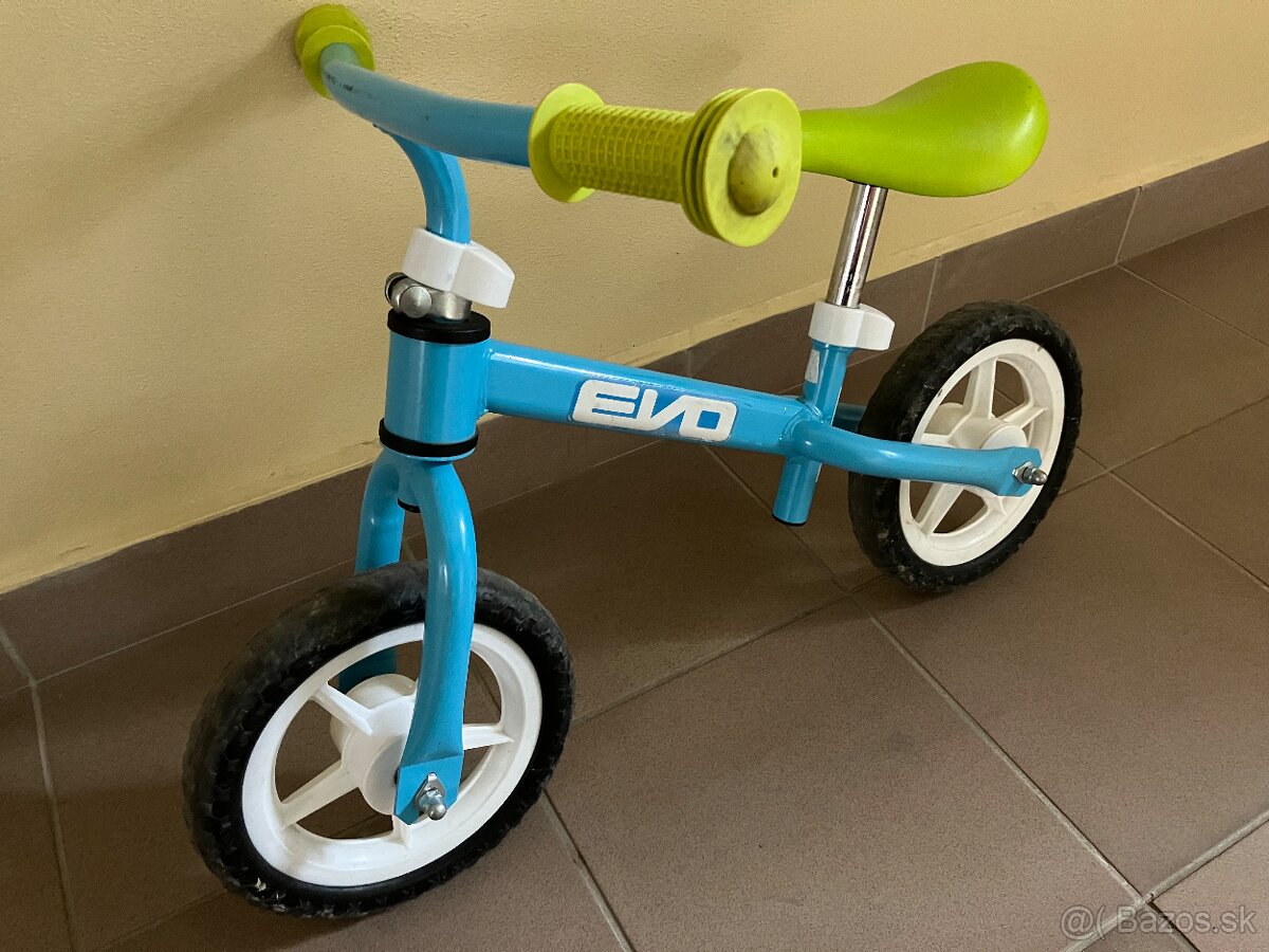 Predám odrážadlo s 10” kolieskami
