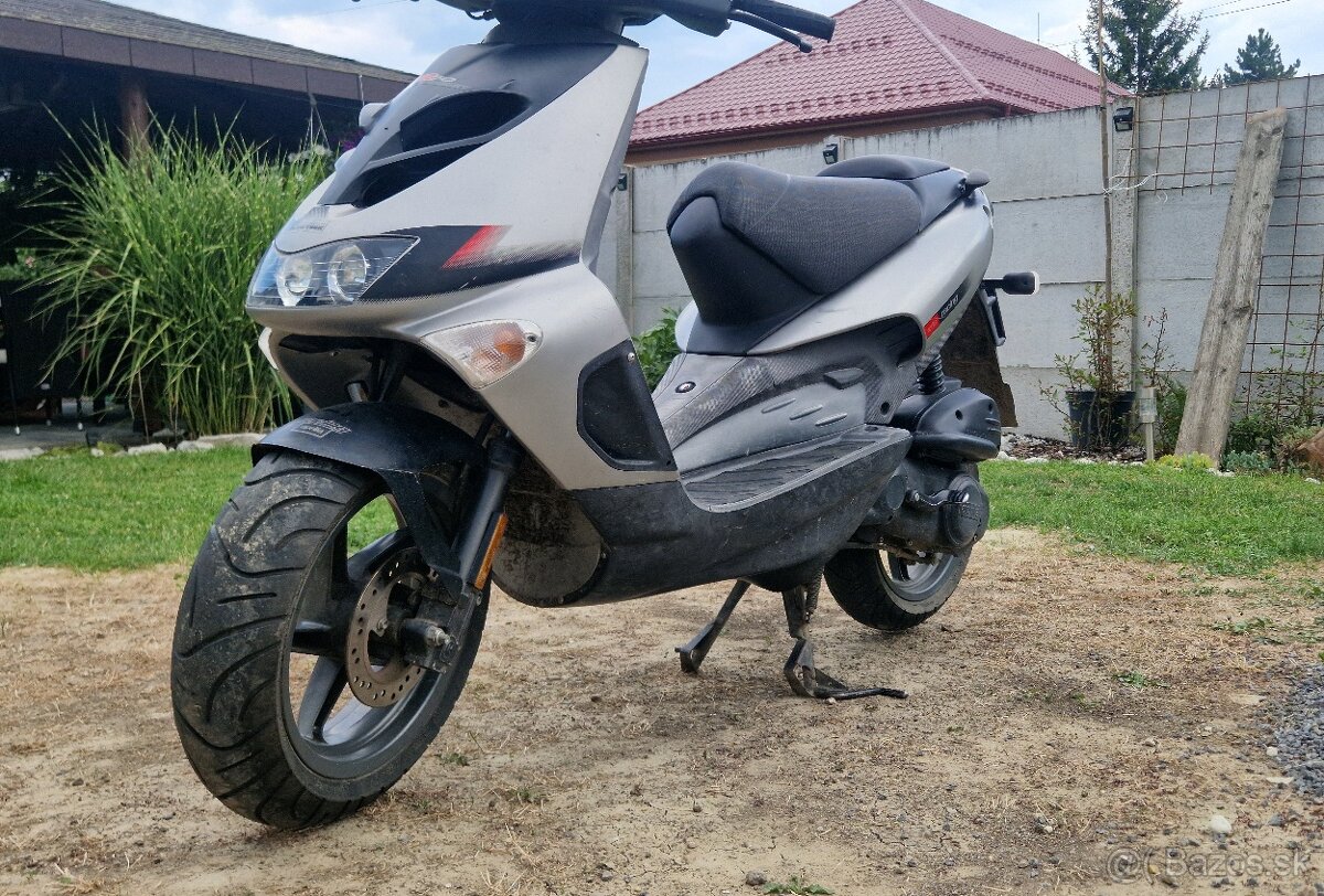 Predam/vymenim Apriliu SR50