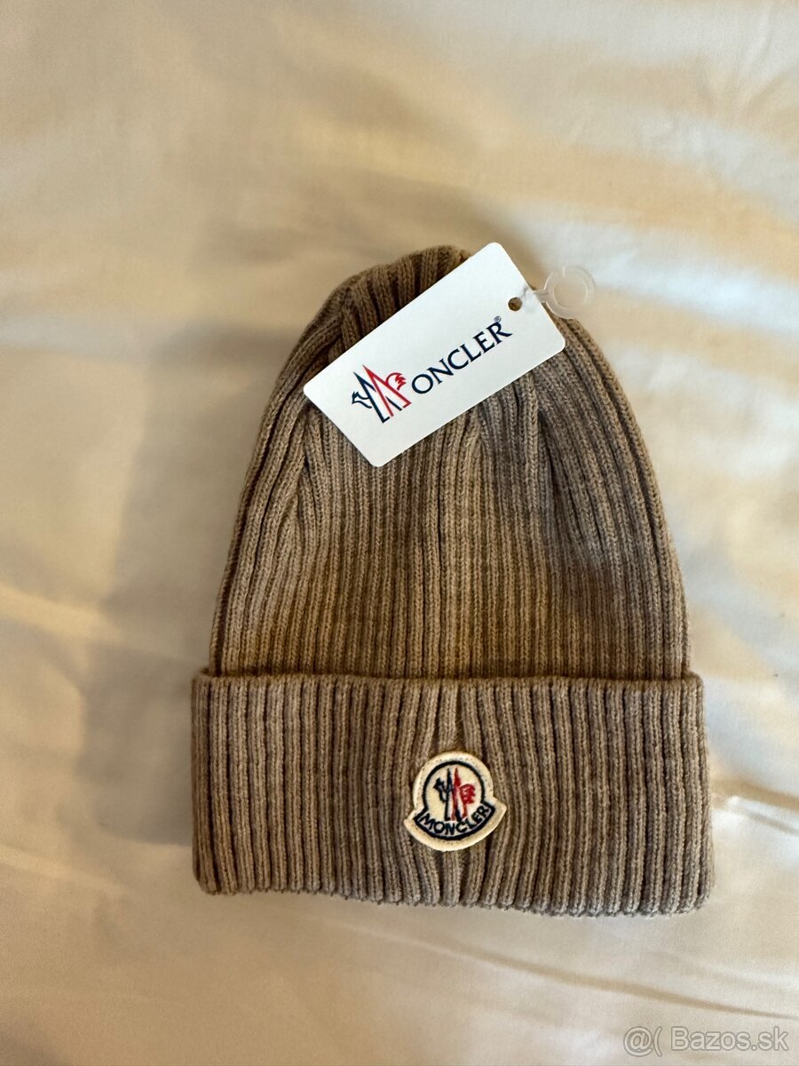 Čiapka moncler