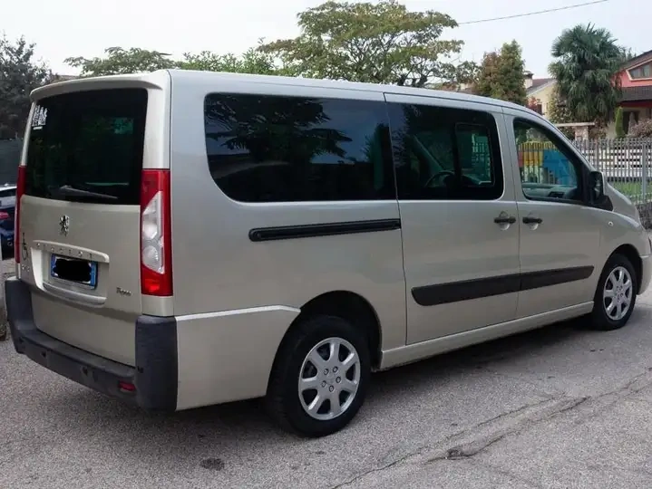 Peugeot expert 2.0hdi rok 2008 zlatá metalíza