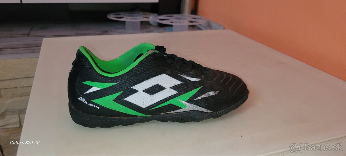 Halove tenisky Lotto