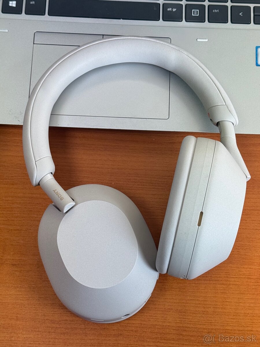 Sony WH-1000XM5 - len odskúšané