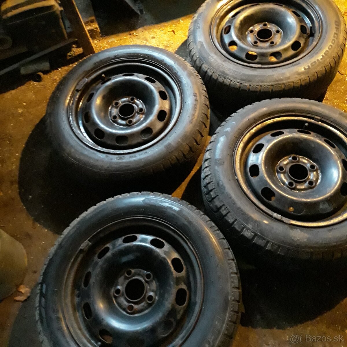 Zimné pneumatiky 185/60R 14 82 T