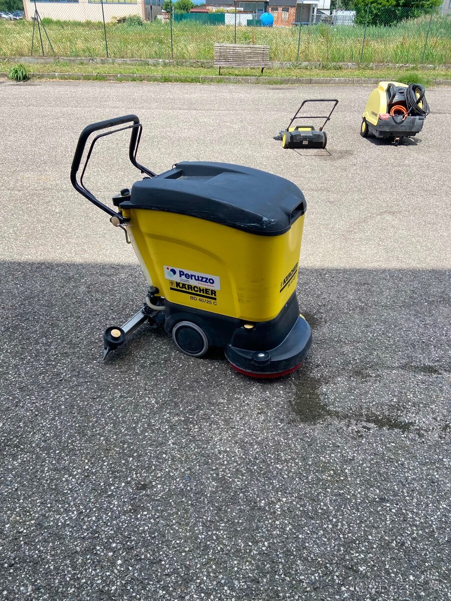 KARCHER BD 40/25 C Podlahovy umyvaci stroj
