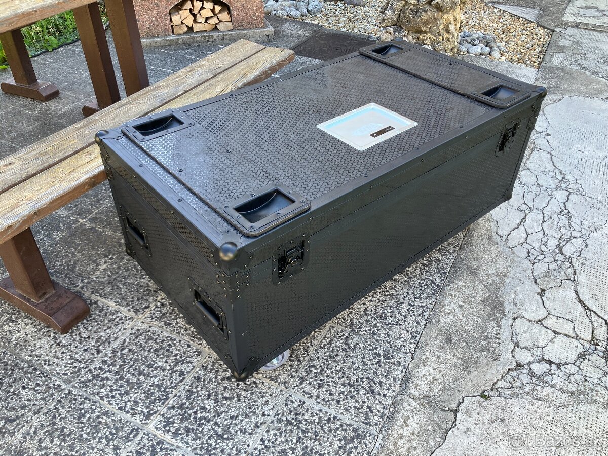 Velké case.