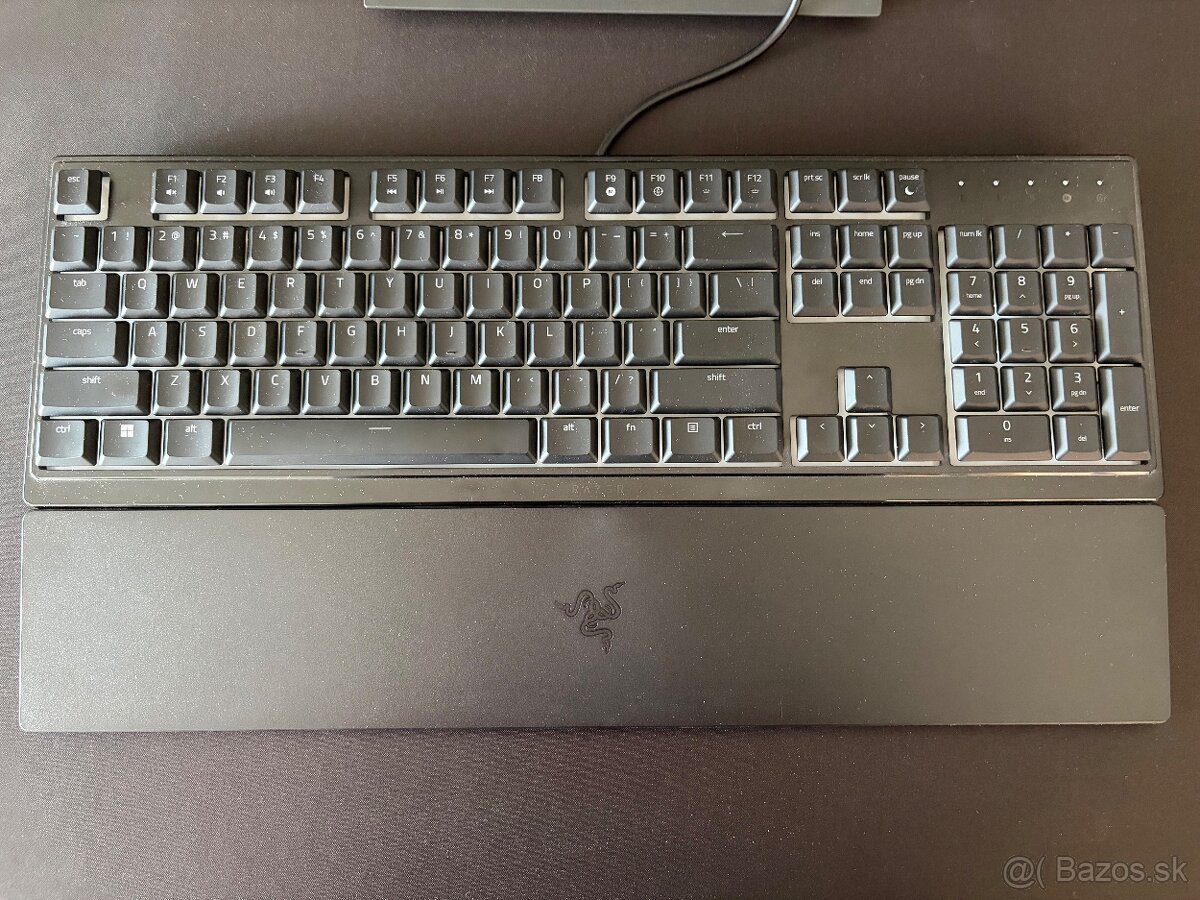 Predám hernú klávesnicu Razer Ornata V3 X - US