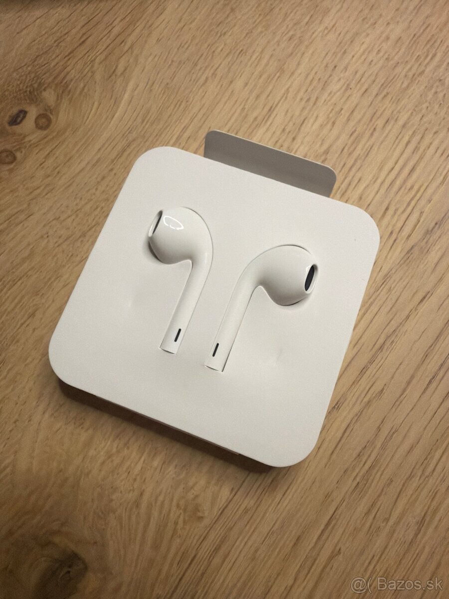 Earpods s usb-c konektorom