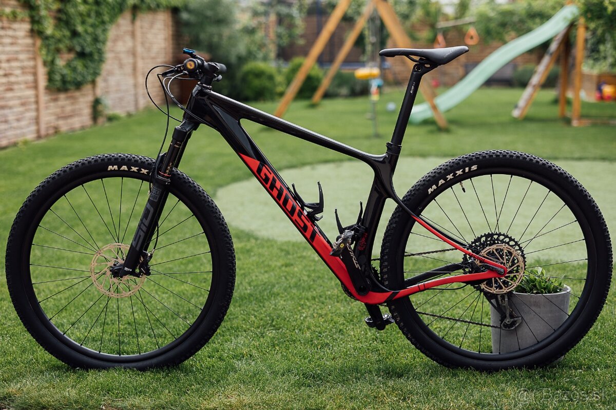 Ghost Lector Universal 29 carbon, veľkosť: L