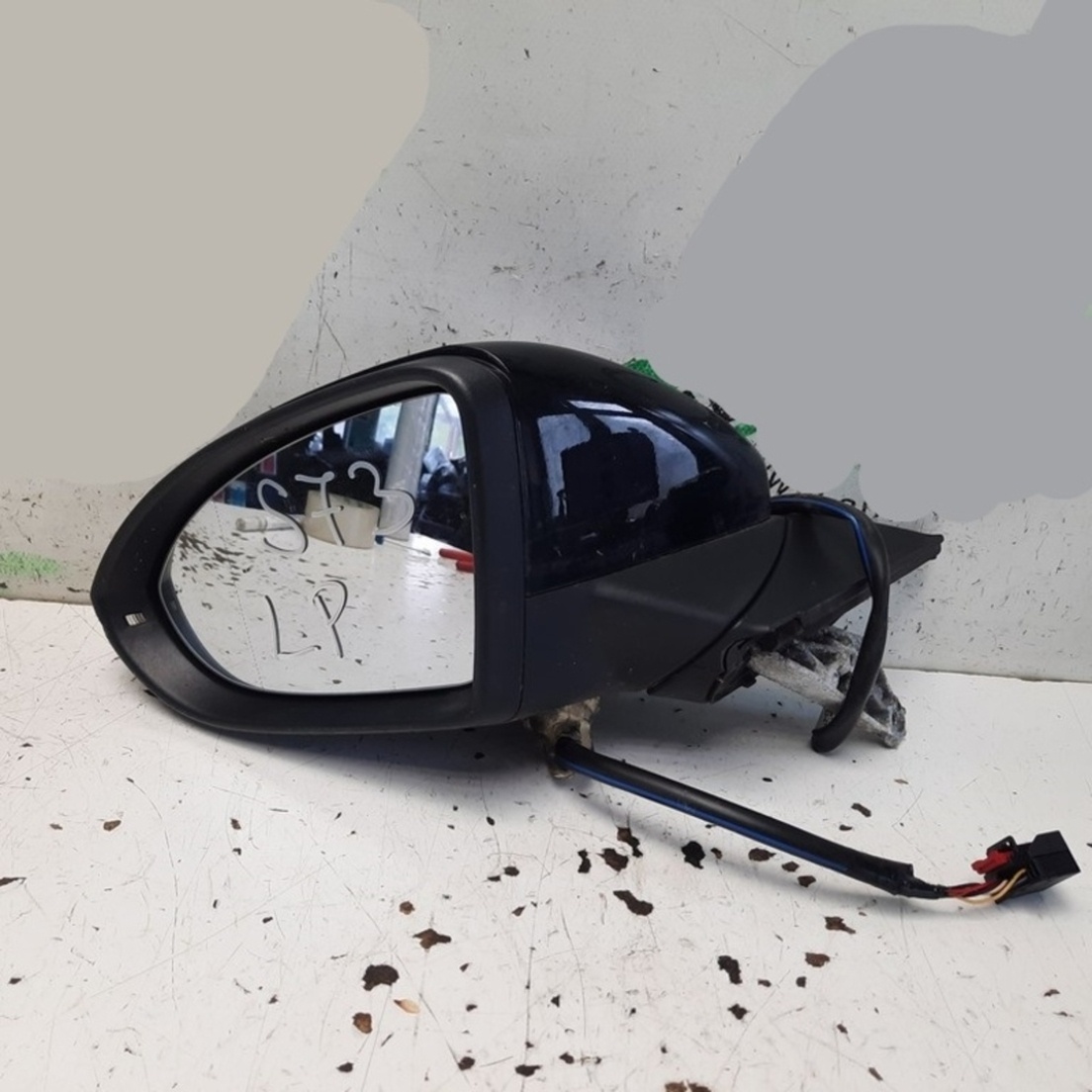 Spätné zrkadlo ľavé Volkswagen Golf VII elektricky nesklopné