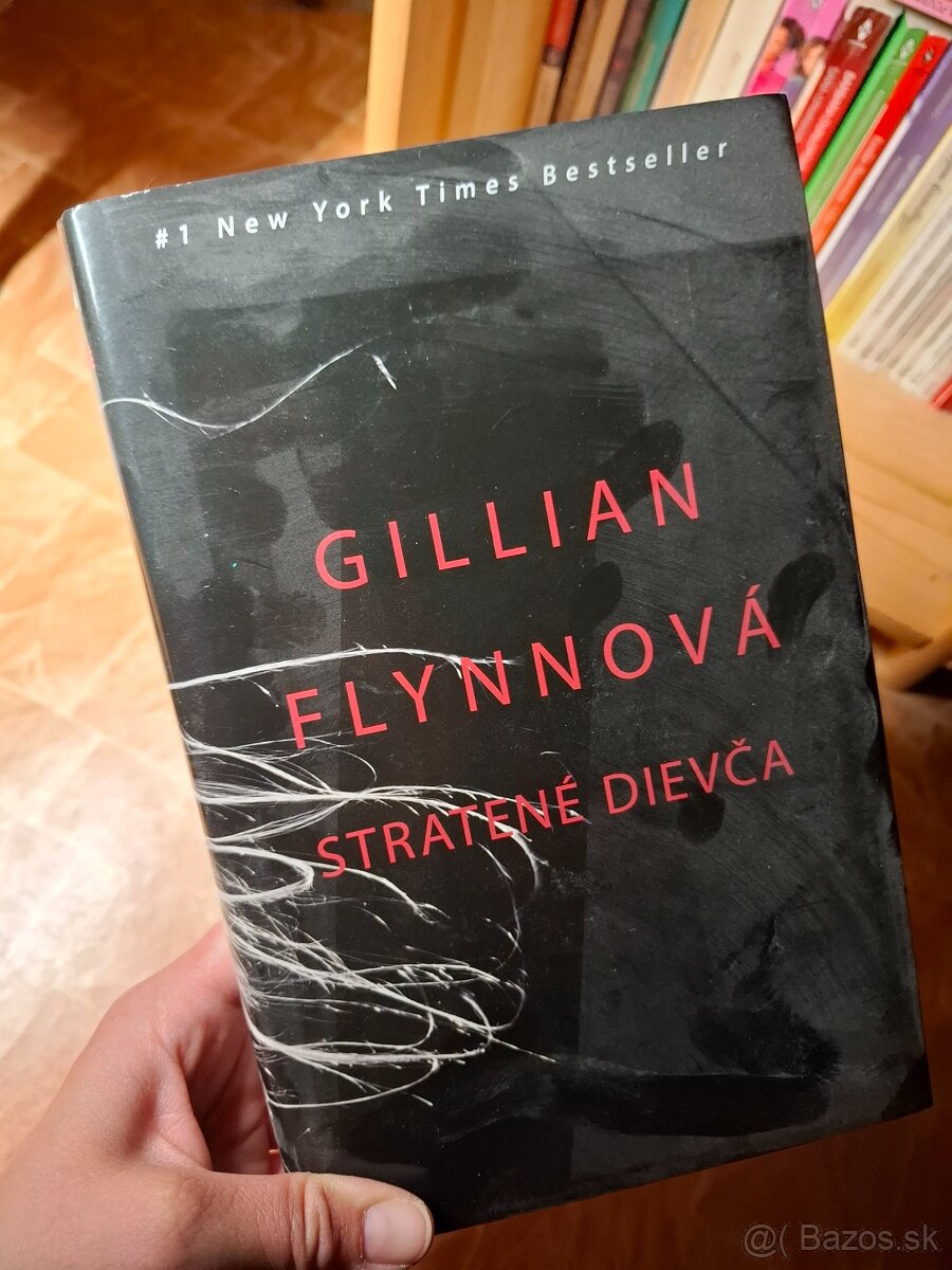Gillian Flynnová - Stratené Dievča