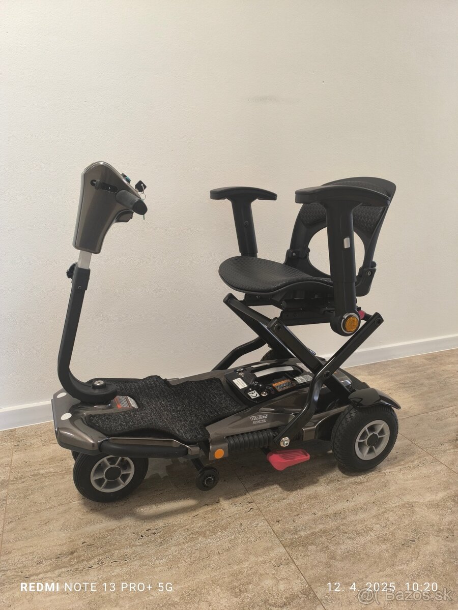 Invalidný vozík - skuter.