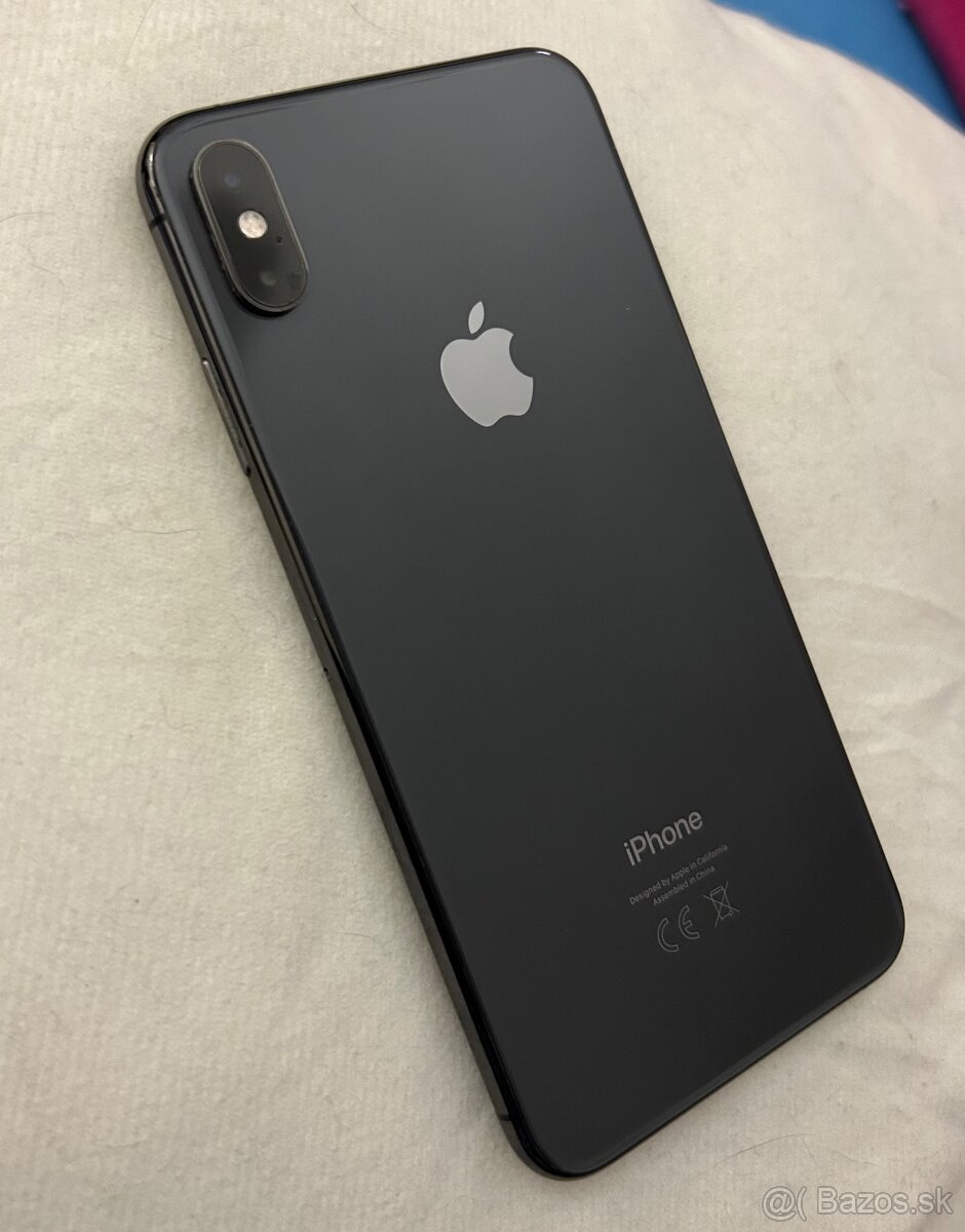 iPhone XS MAX 64GB - 100% batéria