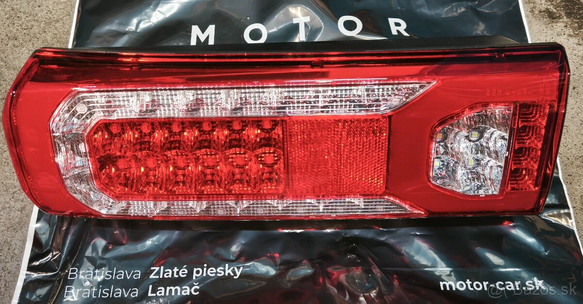 Predám originál zadné svetlá Mercedes Actros MP5 a MP6