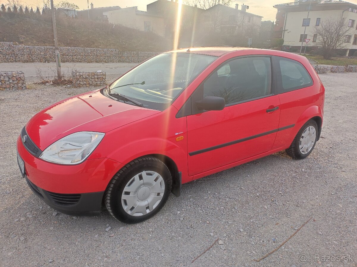 Ford Fiesta 1.3i , 51kW, M5, 3d., len 66.500 km