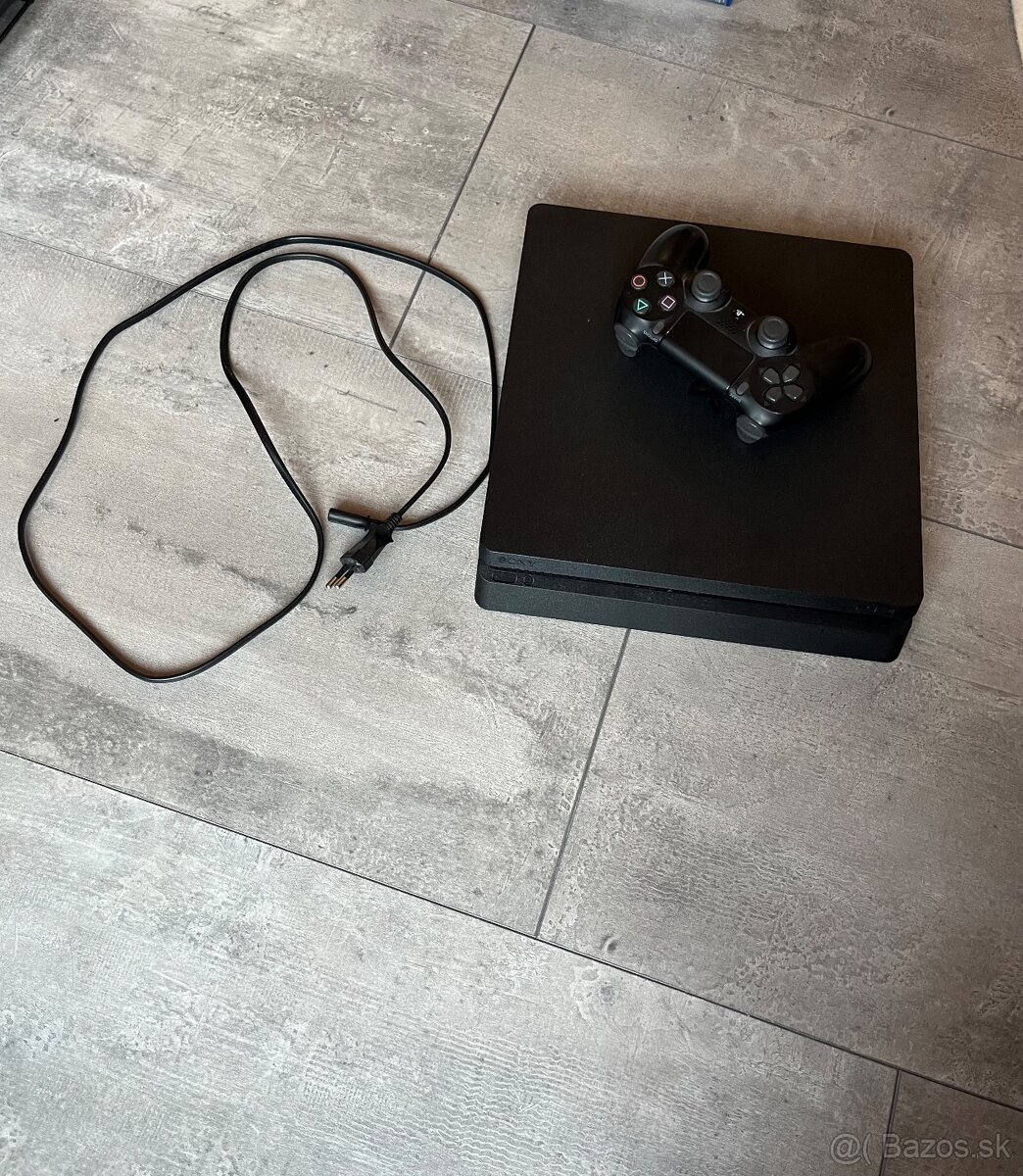 Playstation 4 slim, 500GB
