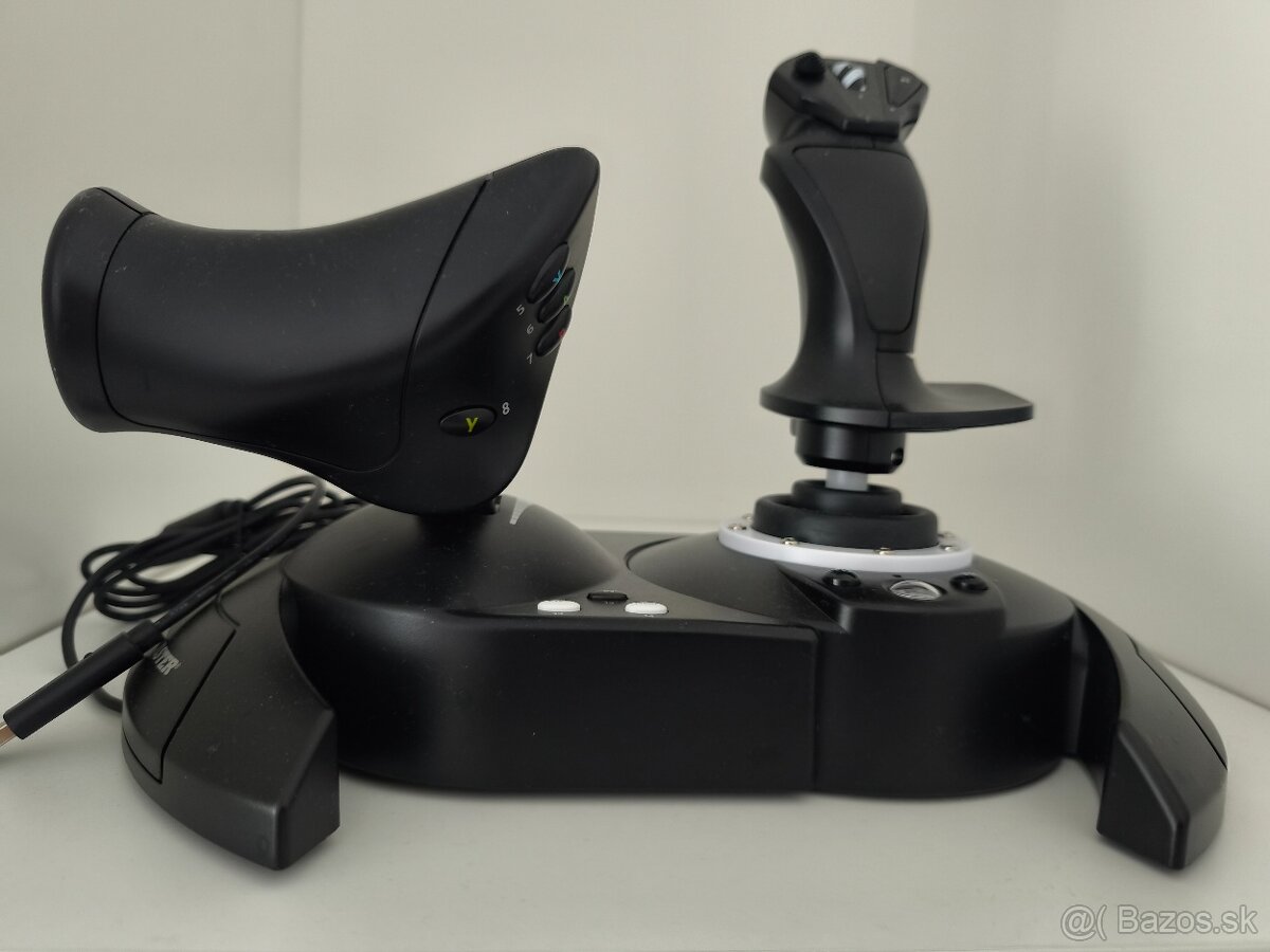Joystick Thrustmaster