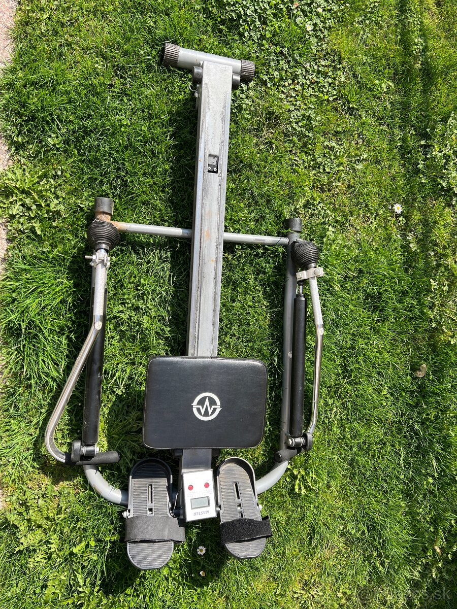 Veslovací trenažér