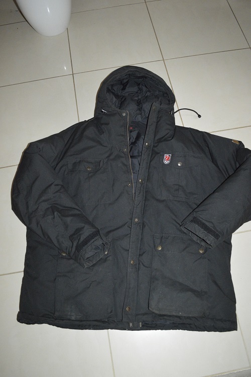 predam - velmi kvalitna zimna bunda Fjallraven