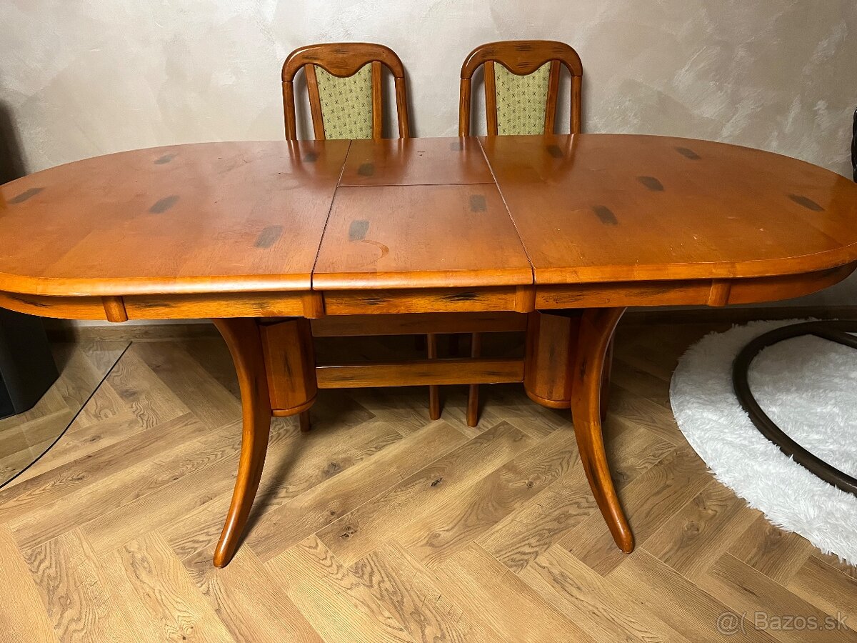 Predám rozkladací jedálenský stôl