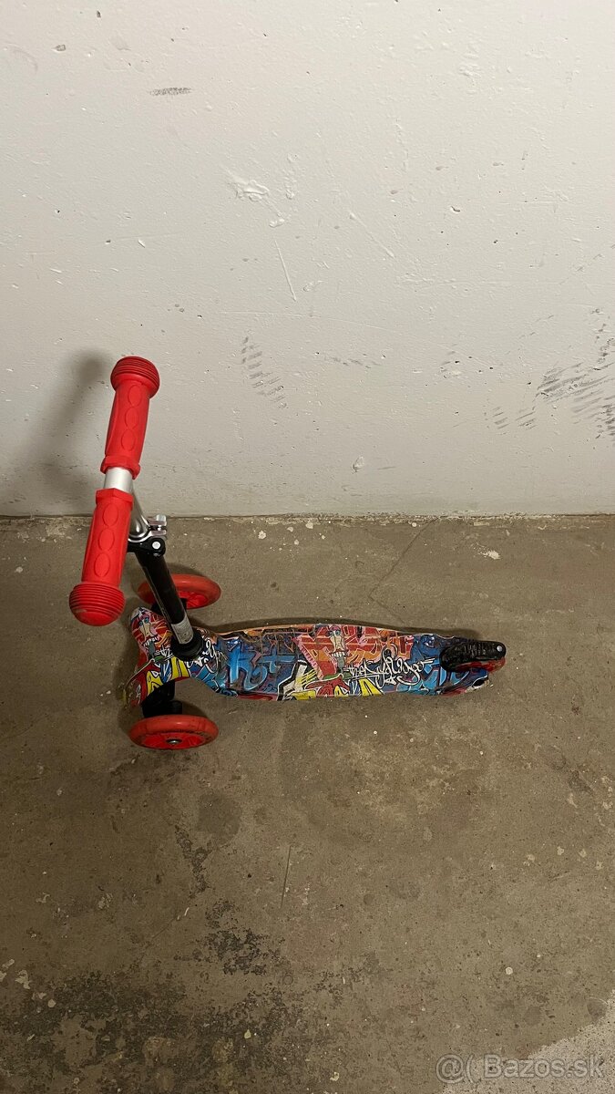 Kolobežka Lorelli MINI GRAFFITI