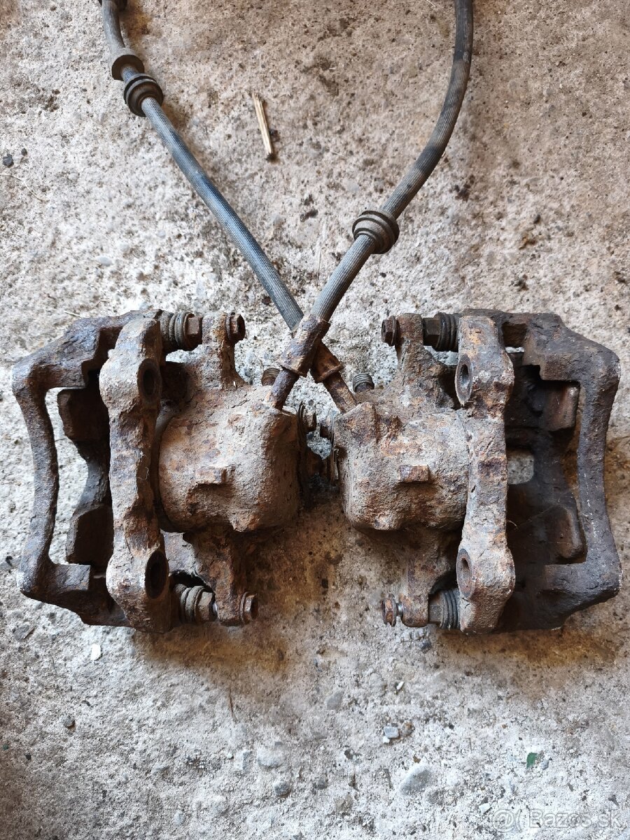 Strmene +držiaky Golf 3 TDI